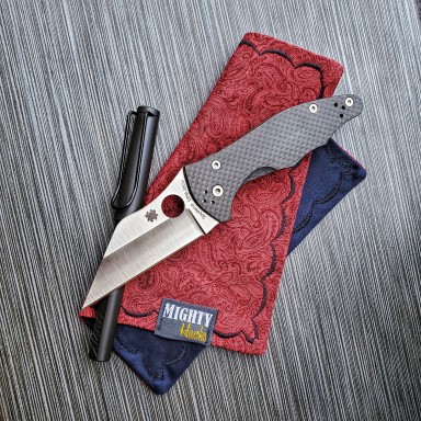 Burgundy Paisley Mighty Mini with Microfiber