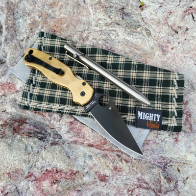 Forest Plaid Mighty Mini with Microfiber